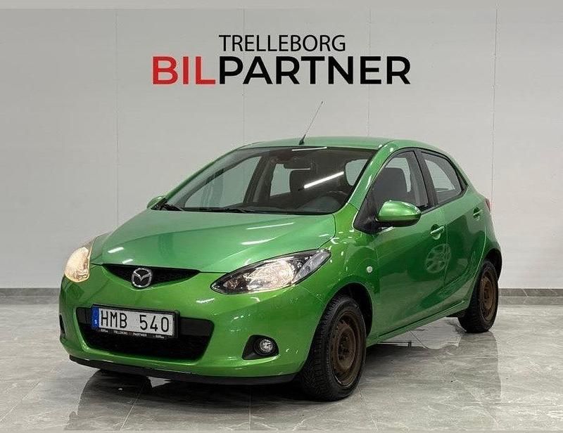 Grön Begagnad 2008 Mazda 2 Halvkombi | 19 900 kr (Marknadspris) - Bild 1/4