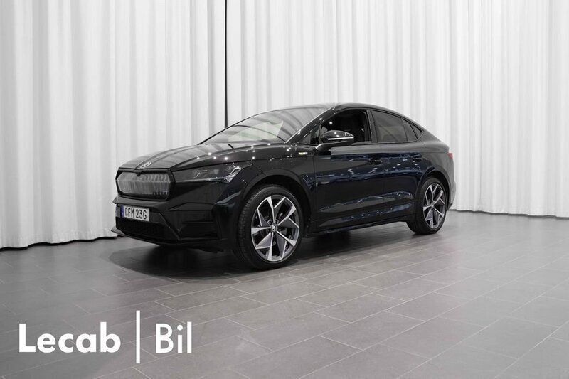 Svart (black magic metallic) Begagnad 2024 Skoda Enyaq iV RS SUV | 579 500 kr - Bild 1/4
