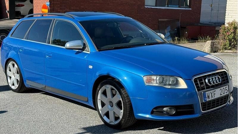 Blå Begagnad 2006 Audi S4 Kombi | 95 000 kr (Superpris) - Bild 1/4