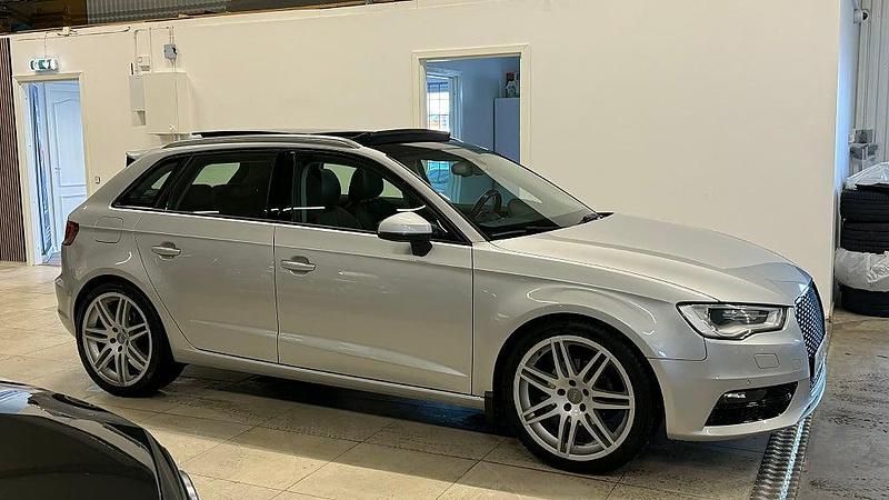 Begagnad Audi A3 Sportback 150 HK (110 kW) 2013 Silver Halvkombi