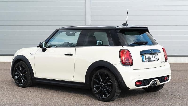 Begagnad Mini Cooper S Chili 192 HK (141 kW) 2020 Vit Halvkombi