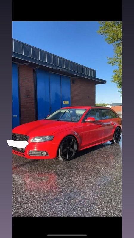 Röd Begagnad 2010 Audi A4 Kombi | 65 000 kr (Marknadspris) - Bild 1/4