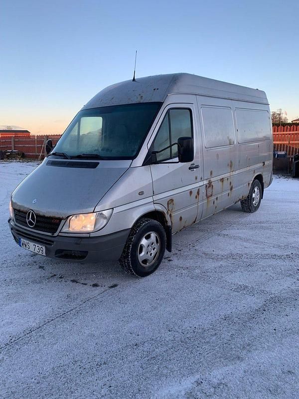 Begagnad 2005 Mercedes 316 Van | 30 000 kr (Bra pris) - Bild 1/2