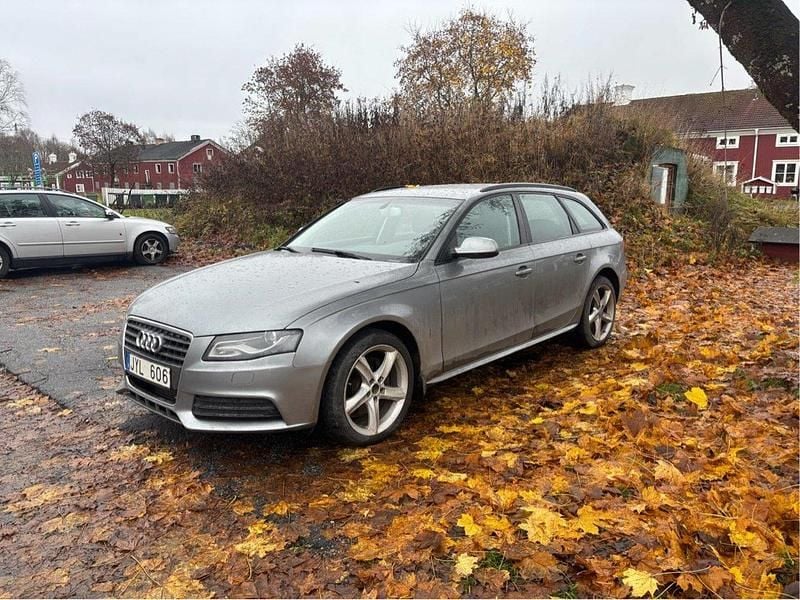 Grå Begagnad 2010 Audi A4 Kombi | 18 000 kr - Bild 1/4