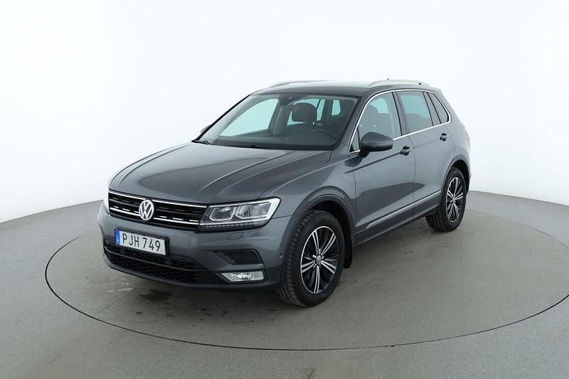 Silver Begagnad 2017 VW Tiguan SUV | 164 000 kr (Dyr) - Bild 1/3