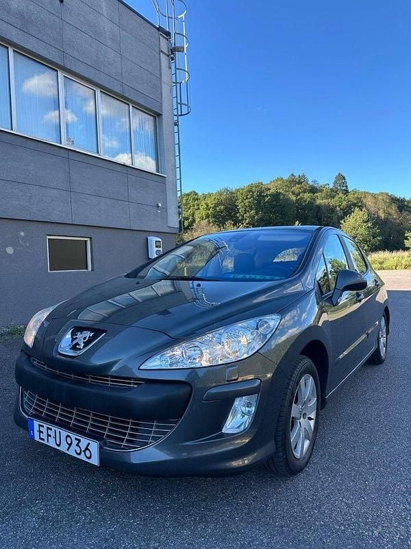 Mörkgrå Begagnad 2009 Peugeot 308 Halvkombi | 23 900 kr (Bra pris) - Bild 1/4