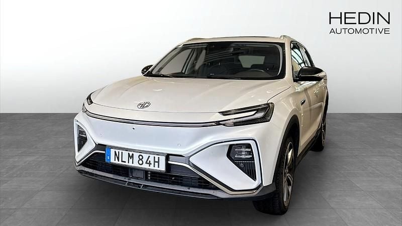 Vit (white) Begagnad 2022 MG Marvel R Performance SUV | 289 900 kr - Bild 1/4