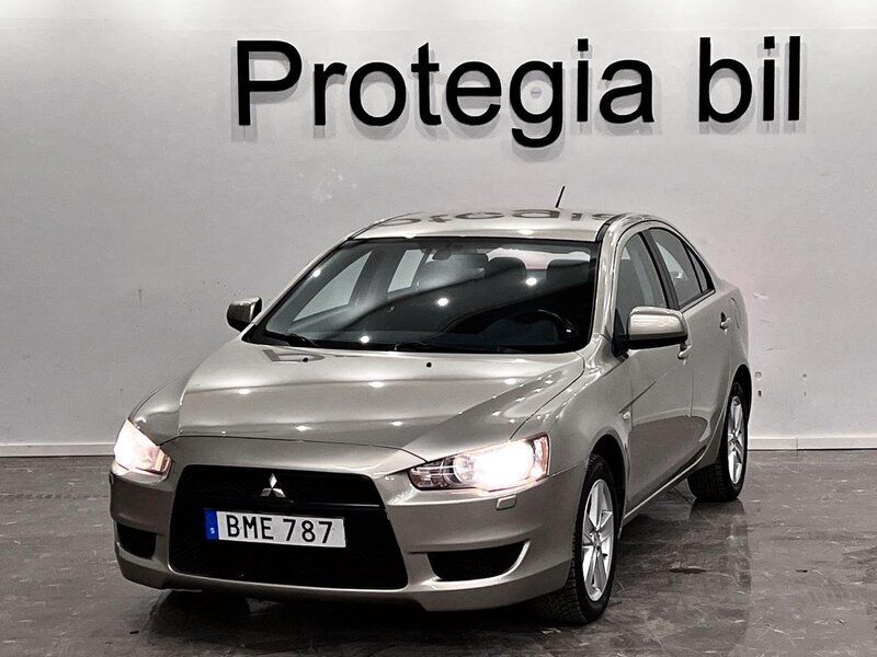 Begagnad Mitsubishi Lancer 143 HK (105 kW) 2007 Ljusbrun Sedan