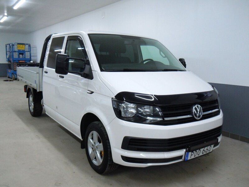 Vit Begagnad 2017 VW T6 Van | 169 000 kr (Marknadspris) - Bild 1/4