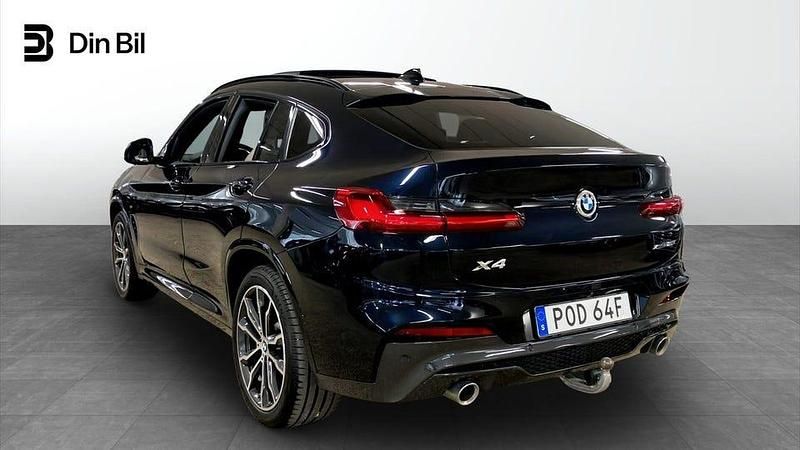 Begagnad BMW X4 M Sport 184 HK (135 kW) 2021 Carbon black SUV