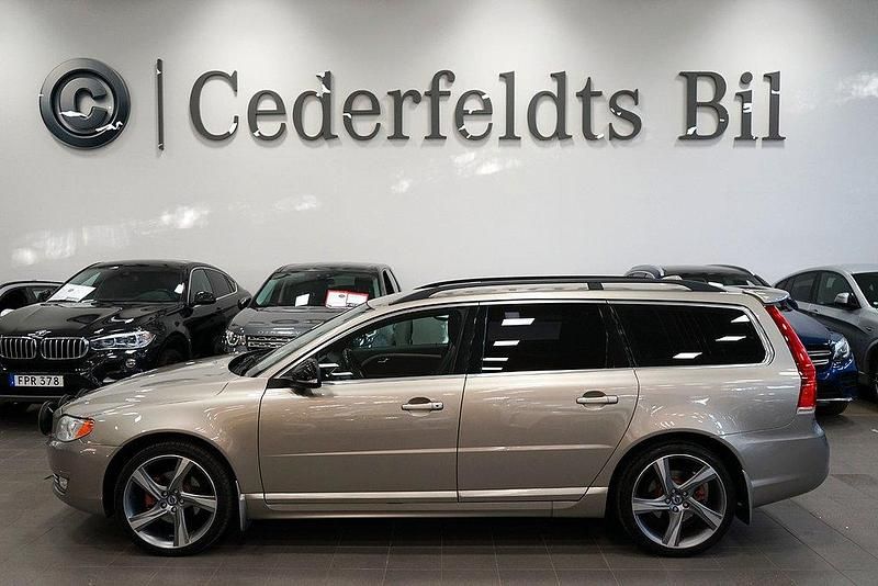 Ljusbrun (brun) Begagnad 2013 Volvo V70 Kombi | 139 900 kr (Lite dyr) - Bild 1/4