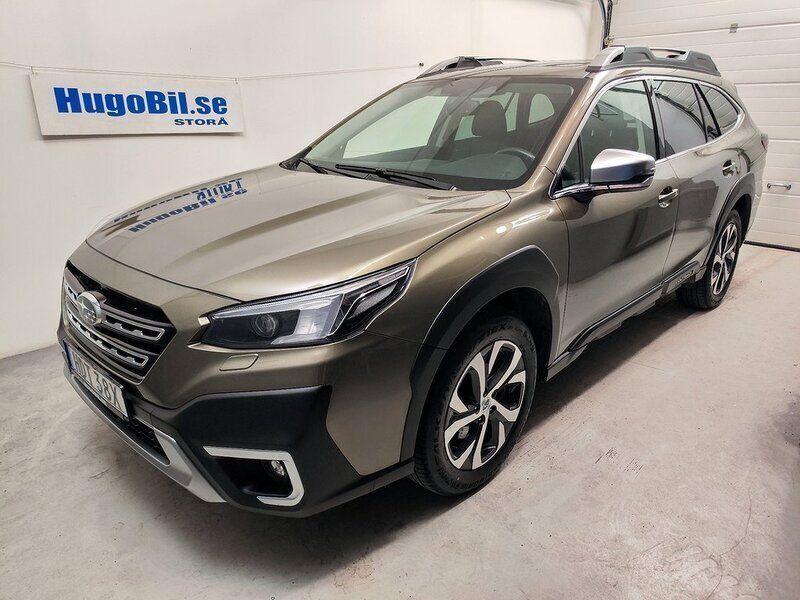 Grön Begagnad 2021 Subaru Outback SUV | 349 500 kr (Lite dyr) - Bild 1/4