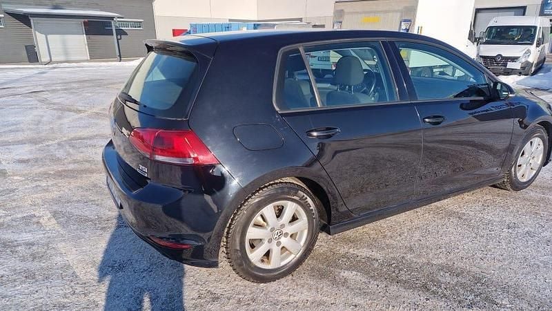 Begagnad VW Golf VII R-line 110 HK (80 kW) 2016