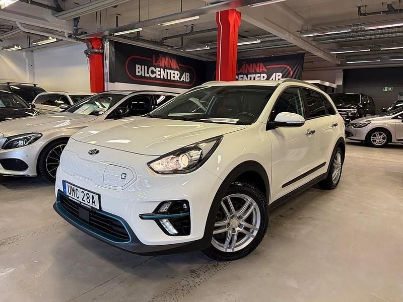 Begagnad Kia e-Niro Advance 150 kW (204 HK) 2019 Vit SUV