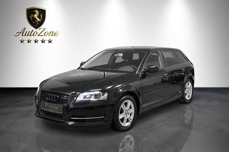 Svart Begagnad 2013 Audi A3 Attraction | 39 900 kr (Marknadspris) - Bild 1/4