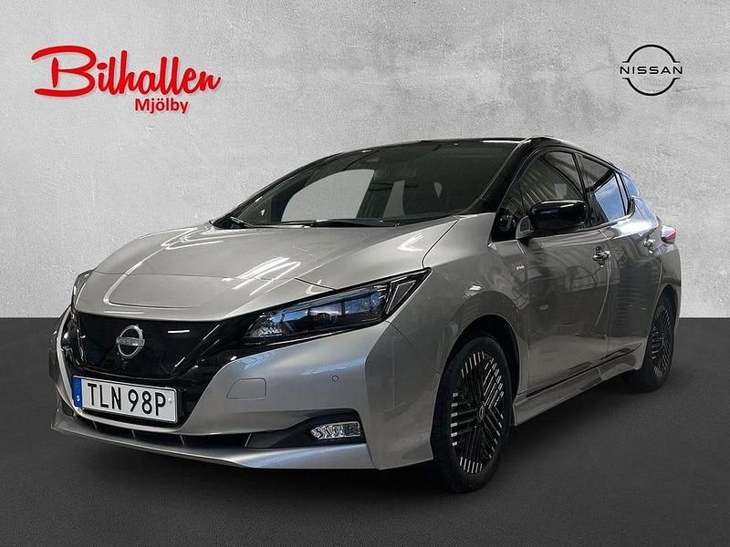 Silver Begagnad 2023 Nissan Leaf N-Connecta Halvkombi | 219 000 kr (Lite dyr) - Bild 1/4