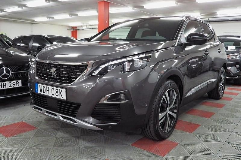 Grå Begagnad 2020 Peugeot 3008 GT-line SUV | 209 500 kr (Marknadspris) - Bild 1/4