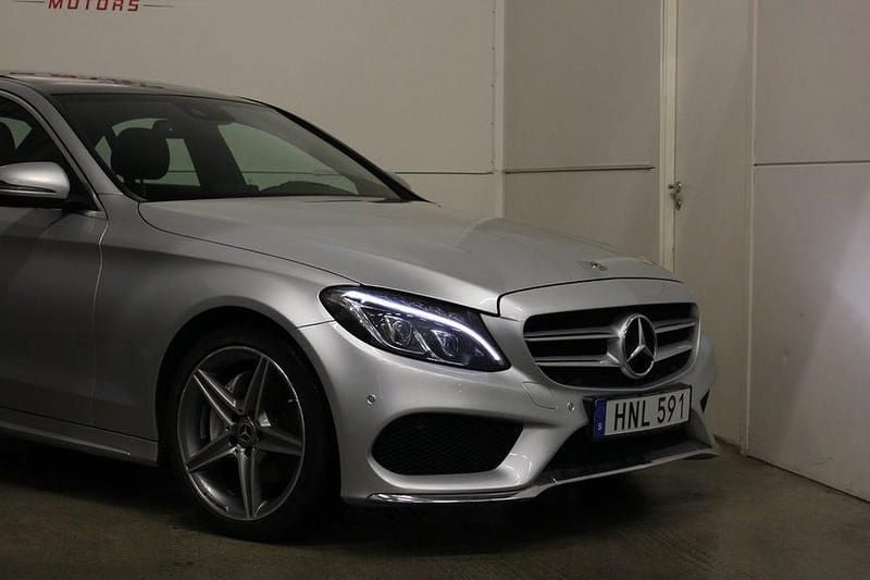 Begagnad Mercedes C220 AMG line 170 HK (125 kW) 2017 Silver Sedan