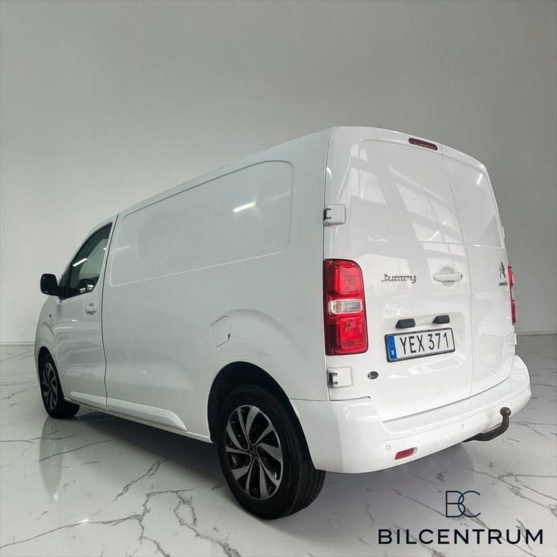 Begagnad Citroën Jumpy 122 HK (89 kW) 2016 Vit Minibuss