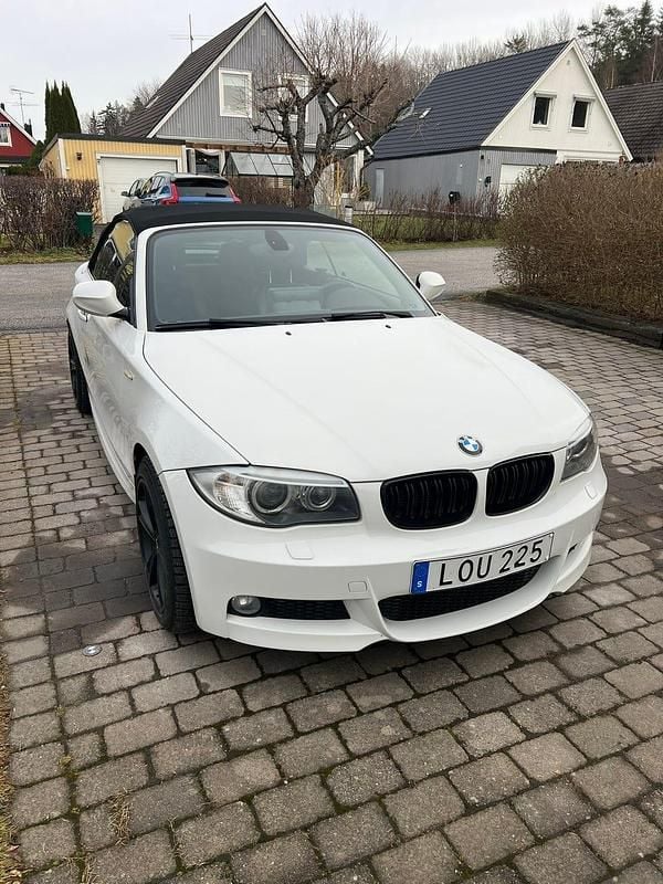 Begagnad BMW 120 M Sport 177 HK (130 kW) 2011 Halvkombi