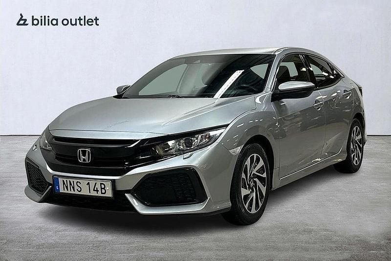 Begagnad Honda Civic Comfort 126 HK (92 kW) 2018 Silver Halvkombi