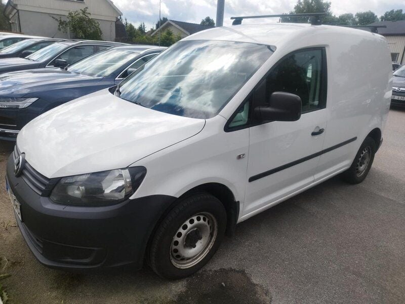 Vit Begagnad 2015 VW Caddy Minibuss | 59 900 kr (Marknadspris) - Bild 1/3