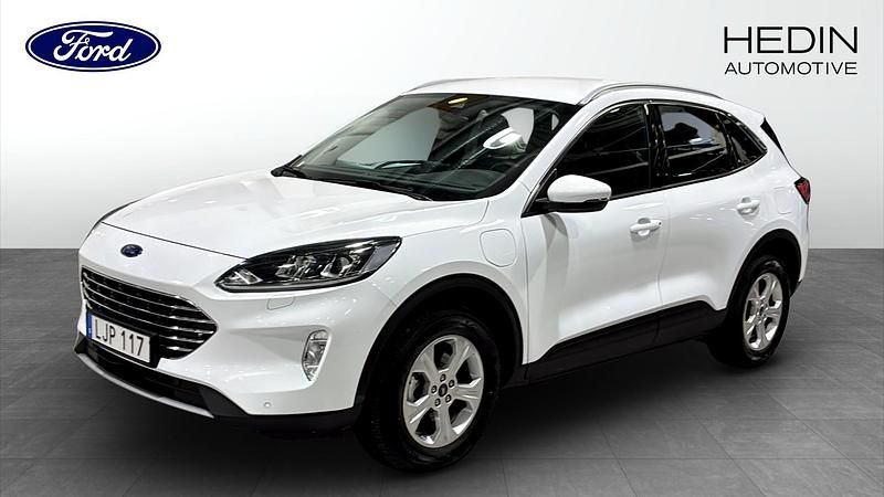 Vit Begagnad 2023 Ford Kuga SUV | 269 900 kr (Marknadspris) - Bild 1/4