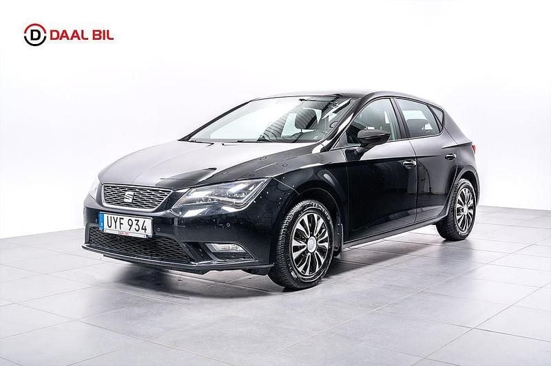 Begagnad Seat Leon Style 110 HK (80 kW) 2016 Svart Halvkombi