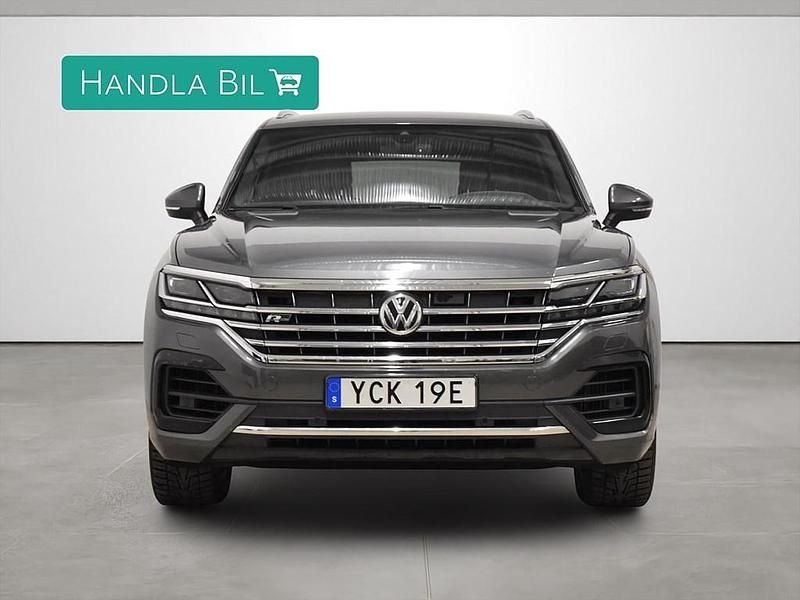 Begagnad VW Touareg 2019 Grå SUV