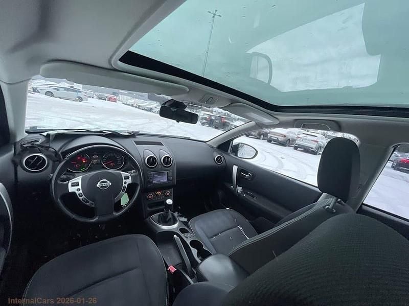 Begagnad Nissan Qashqai +2 141 HK (103 kW) 2010 Silver SUV