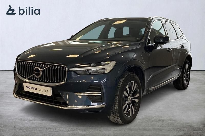 Begagnad Volvo XC60 Core 355 HK (261 kW) 2024 Mörkblå SUV