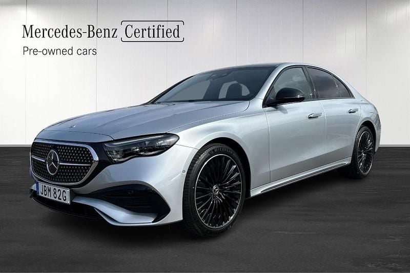 Begagnad Mercedes E300 Advanced 2025 Silver Sedan
