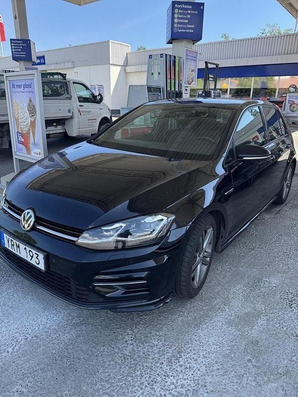 Svart Begagnad 2019 VW Golf VII GT Halvkombi | 145 000 kr (Superpris) - Bild 1/4