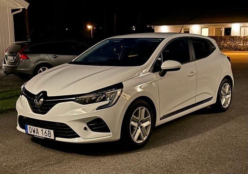 Begagnad 2021 Renault Clio V Halvkombi | 149 000 kr (Bra pris) - Bild 1/1