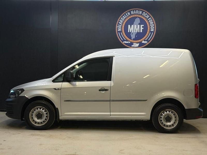 Begagnad VW Caddy 75 HK (55 kW) 2018 Silver Minibuss