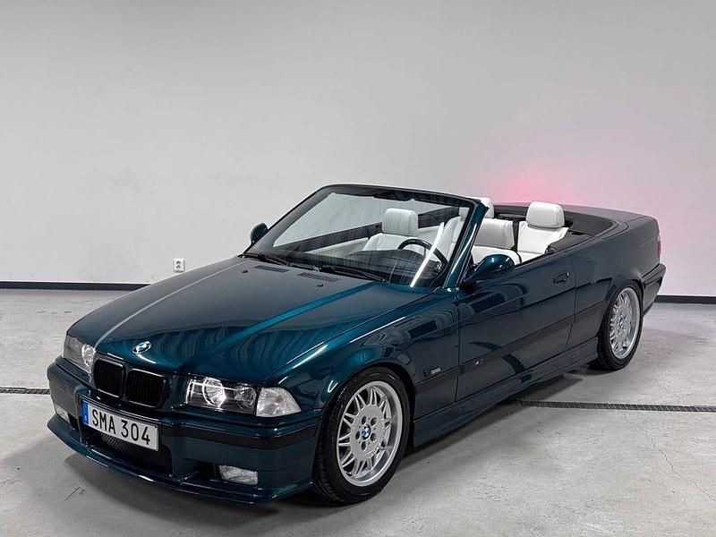 Begagnad BMW 328 M Sport 193 HK (141 kW) 1996 Grön Cab