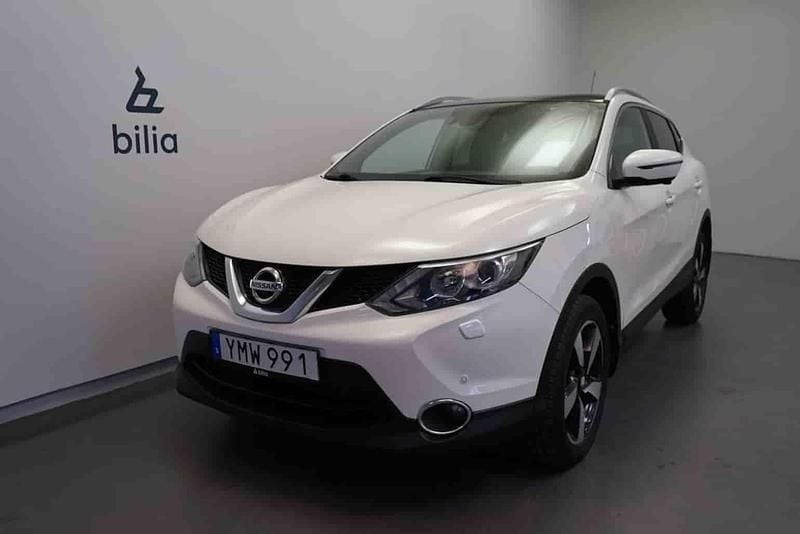 Vit Begagnad 2017 Nissan Qashqai SUV | 159 500 kr (Marknadspris) - Bild 1/1