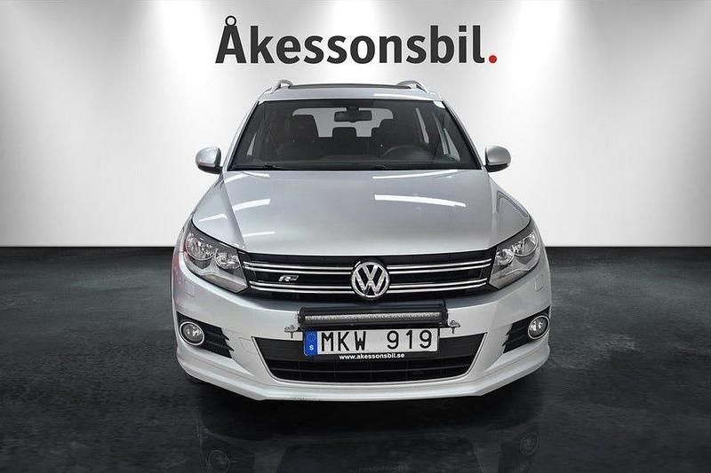 Begagnad VW Tiguan R-line 160 HK (117 kW) 2013 Silver SUV