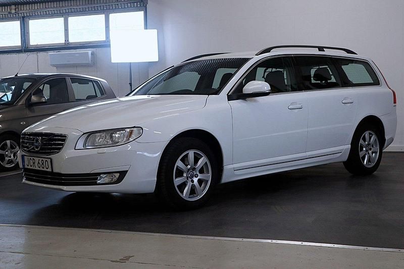 Begagnad Volvo V70 Momentum 150 HK (110 kW) 2016 Kombi