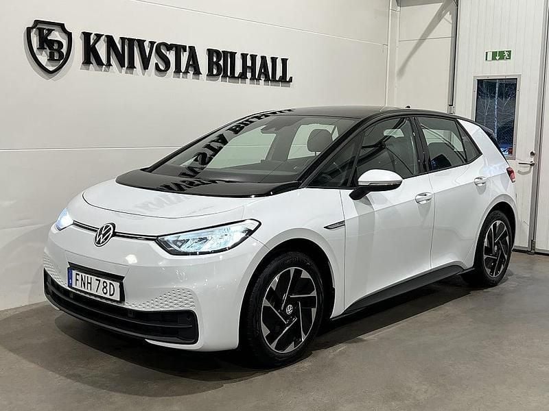 Vit Begagnad 2022 VW ID.3 Pro Performance Halvkombi | 209 600 kr (Superpris) - Bild 1/4