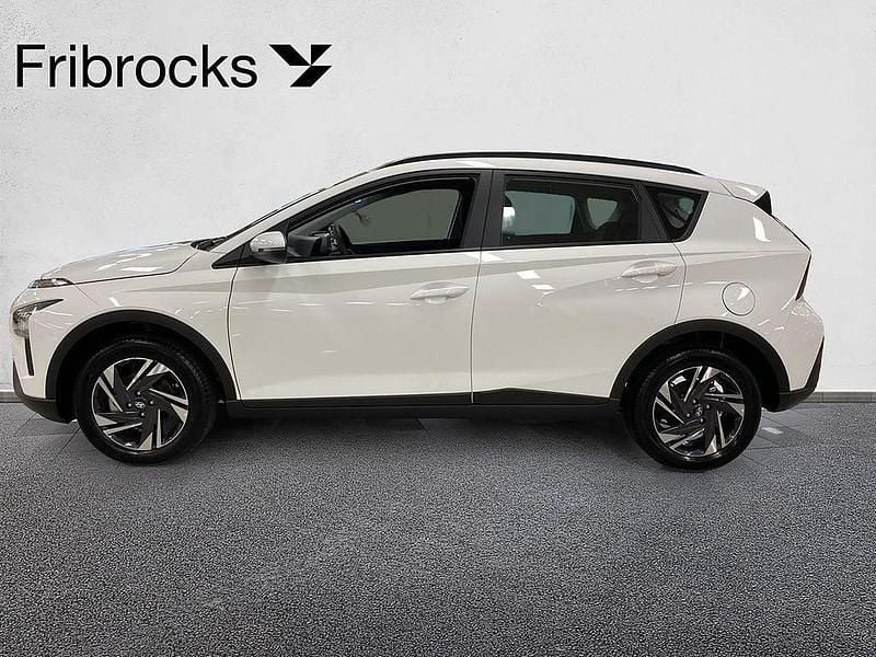 Begagnad Hyundai Bayon Essential 84 HK (61 kW) 2023 Atlas white SUV