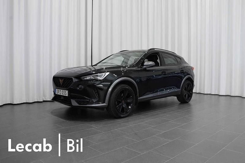 Svart (midnight black metallic) Begagnad 2022 Cupra Formentor SUV | 249 500 kr (Marknadspris) - Bild 1/4