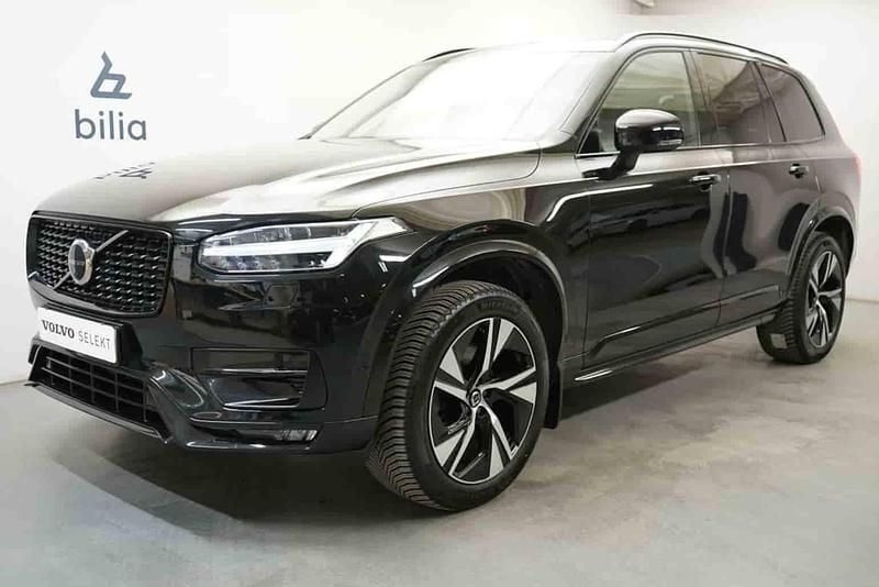 Svart Begagnad 2023 Volvo XC90 SUV | 659 900 kr (Marknadspris) - Bild 1/1