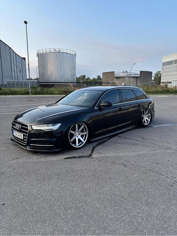 Svart Begagnad 2017 Audi A6 Sport Kombi | 210 000 kr - Bild 1/4