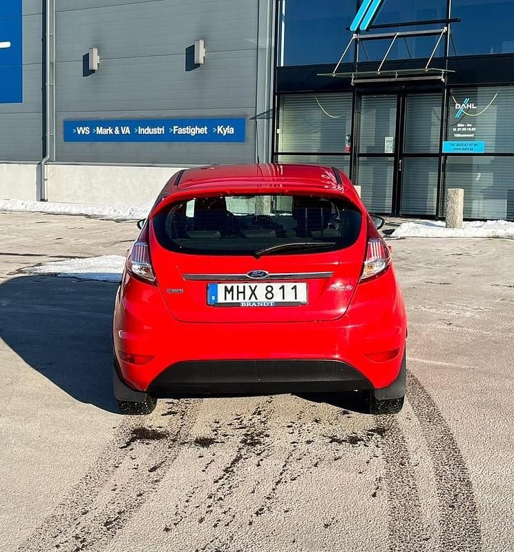 Begagnad Ford Fiesta 100 HK (73 kW) 2016