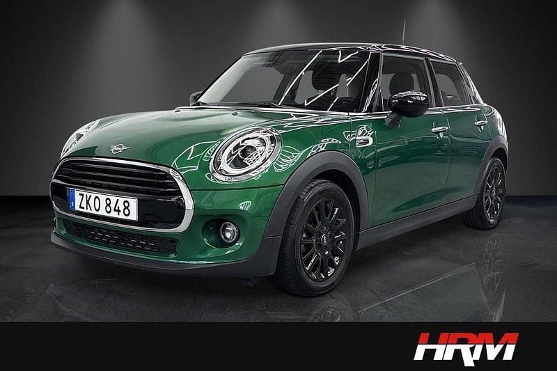 Grön Begagnad 2020 Mini Cooper Pepper Halvkombi | 199 900 kr (Marknadspris) - Bild 1/4