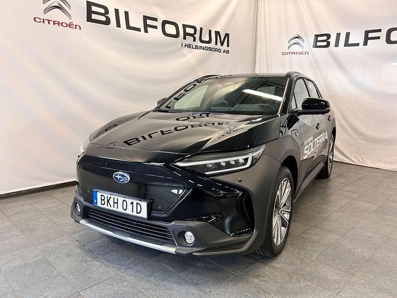 Svart Begagnad 2023 Subaru Solterra SUV | 399 900 kr (Bra pris) - Bild 1/4