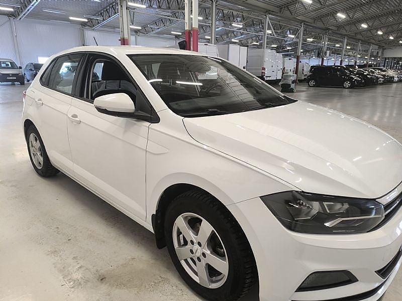 Begagnad VW Polo 95 HK (69 kW) 2019 Vit Halvkombi