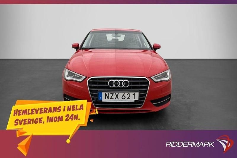 Begagnad Audi A3 Comfort 122 HK (89 kW) 2014 Röd