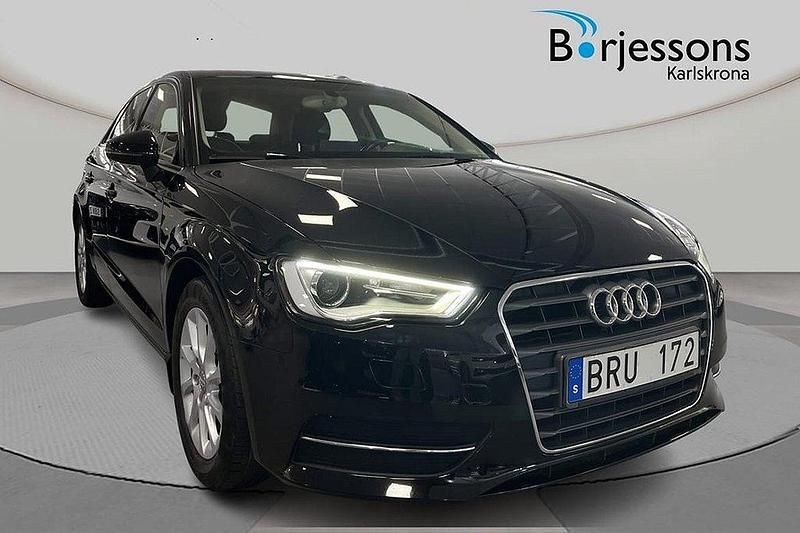 Svart Begagnad 2013 Audi A3 Sportback Proline Halvkombi | 155 000 kr (Lite dyr) - Bild 1/4